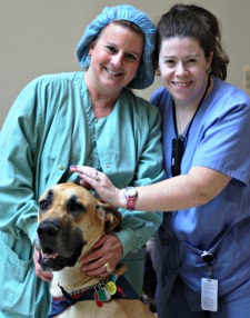 2 Nurses with therapy dog